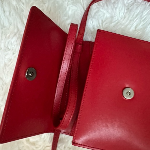 Off-White waist bag. - Picture 8 of 13